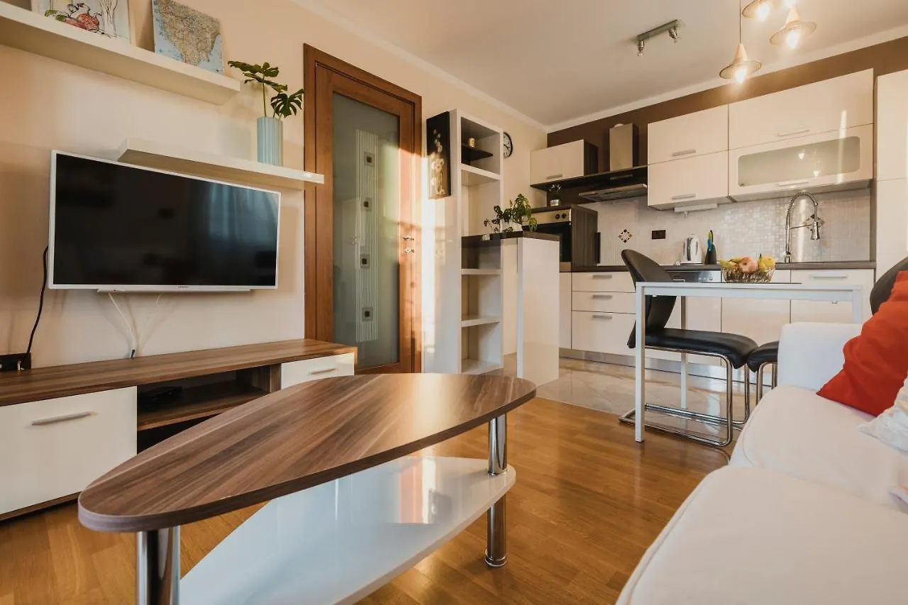Apartment Kovacic-Finida 乌马格