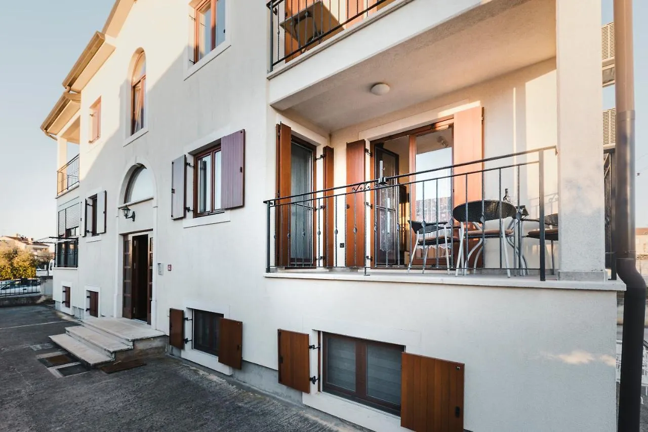 Apartment Kovacic-Finida 乌马格
